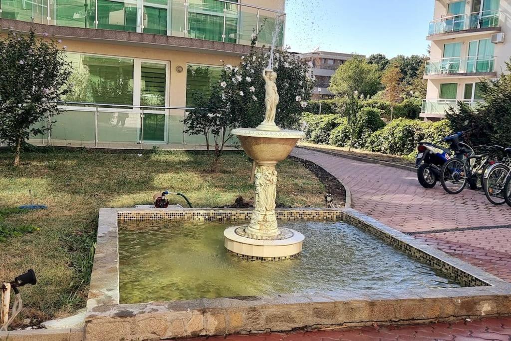 Уютен Апартамент Близо До Морето Igroeg Burgas City Exterior foto